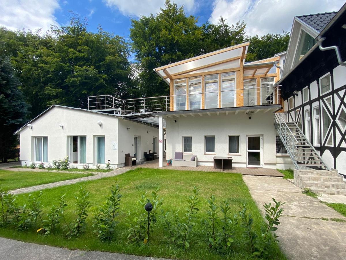 Schwanenburg Apartments Kolonie Rontgental Kültér fotó