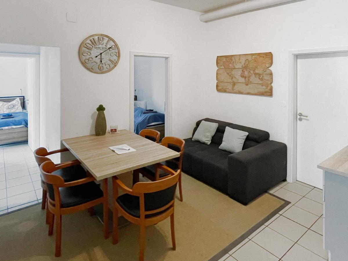 Schwanenburg Apartments Kolonie Rontgental Kültér fotó