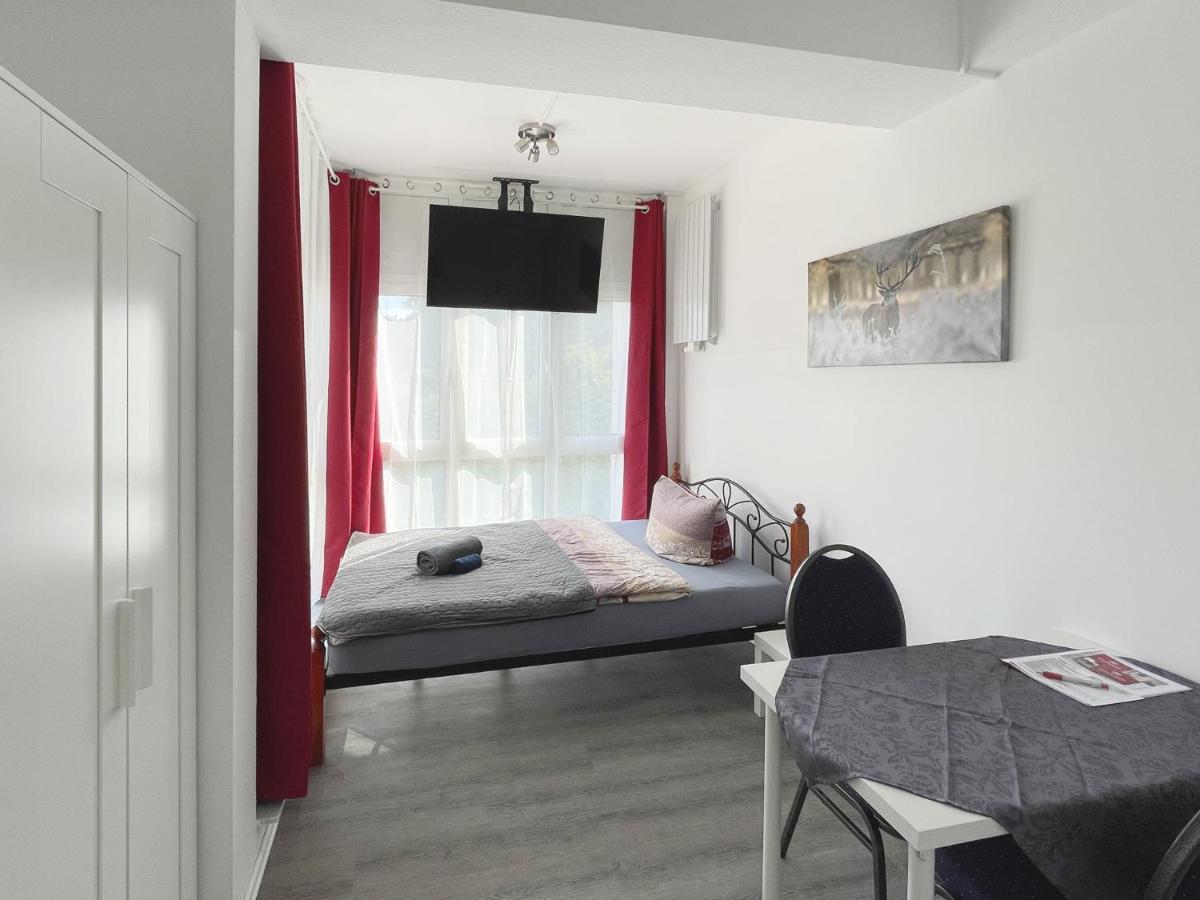 Schwanenburg Apartments Kolonie Rontgental Kültér fotó