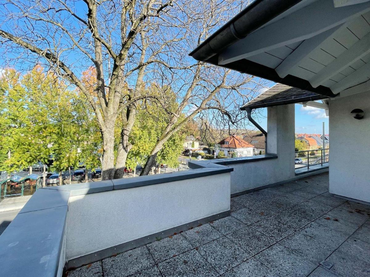 Schwanenburg Apartments Kolonie Rontgental Kültér fotó