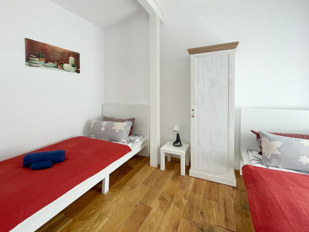 Schwanenburg Apartments Kolonie Rontgental Kültér fotó